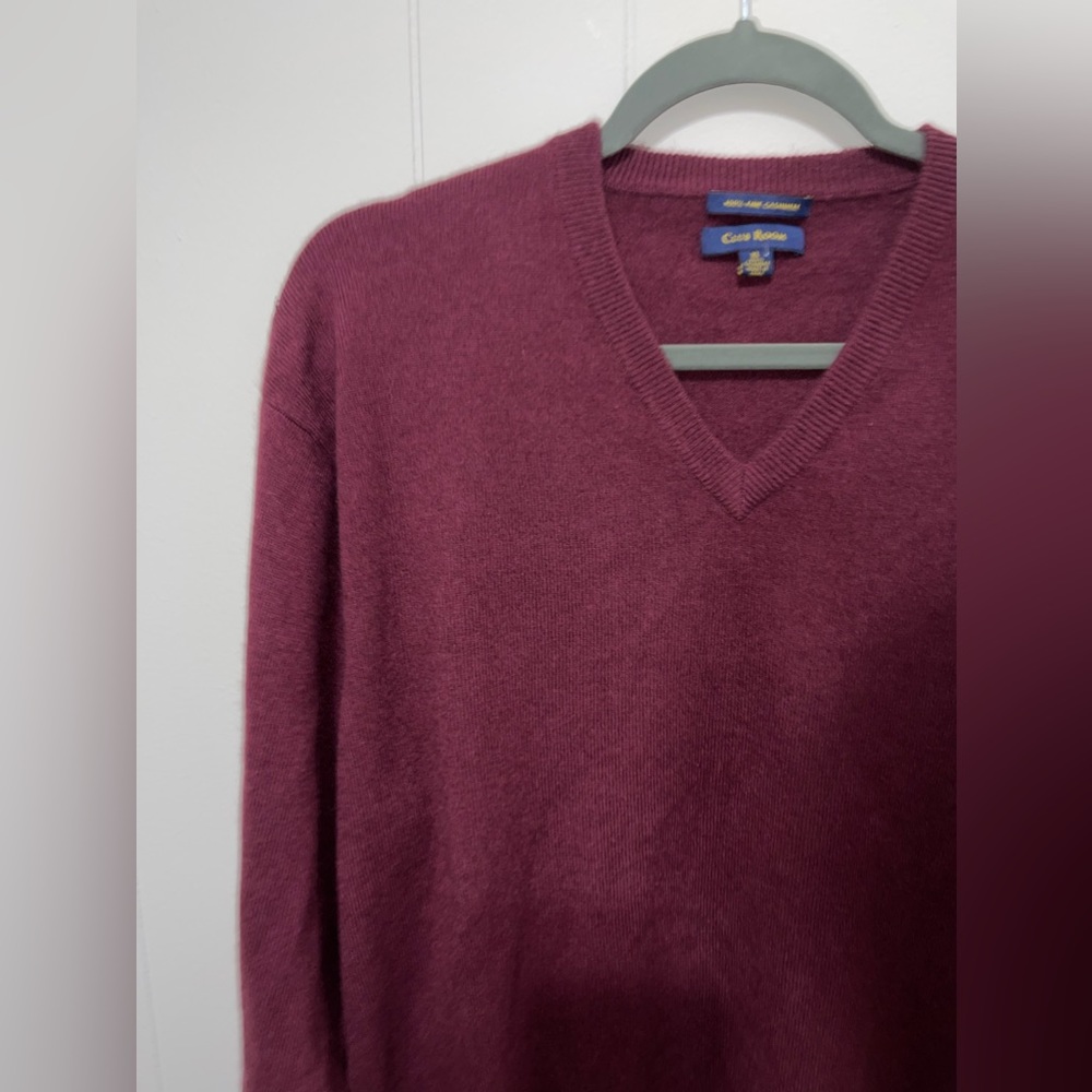 Club Room 100% Fine Cashmere Maroon V Neck Sweater